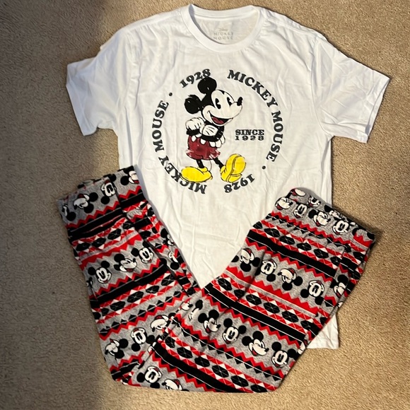 Mickey Mouse PJ set - Picture 1 of 3